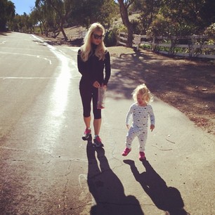 Blissful' mom Jessica Simpson shares first look at baby Maxwell