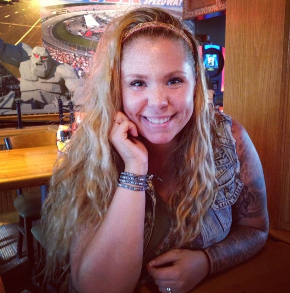 Teen Mom Kailyn Lowry complains about scary and painful new tattoo she  got at Thai night market in new video  The US Sun