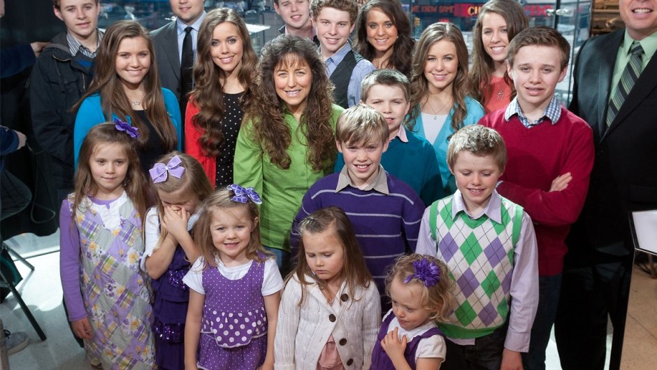 Jinger duggar courting 19 kids and counting