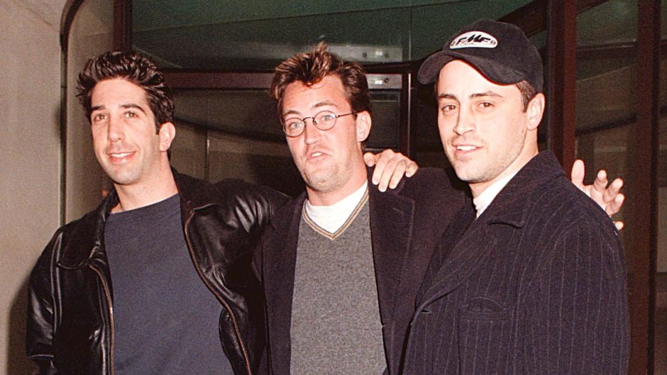David Schwimmer, Matthew Perry, Matt LeBlanc at the Met Bar 1998