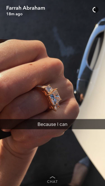 Geavanceerde in stand houden laser Farrah Abraham Flaunts New Diamond Ring on Snapchat, Because She Can