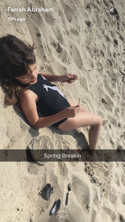 Caught Having Sex On Nude Beach - Farrah Abraham Snaps Daughter Sophia Lounging on the Beach â€” See the Pic