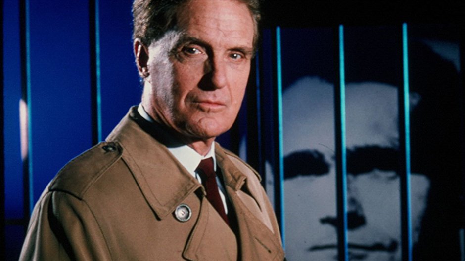 Unsolved mysteries robert stack