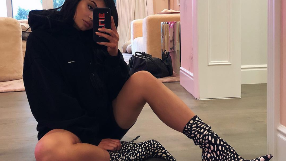Kylie Jenner Takes Mirror Selfie