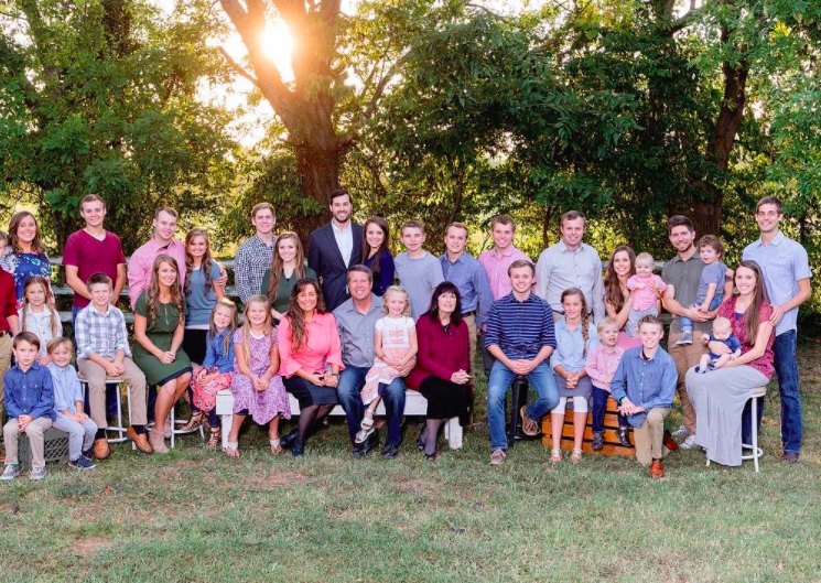 Did Any of the Duggars Go to College Find Out the Education Background of the 'Counting On' Stars