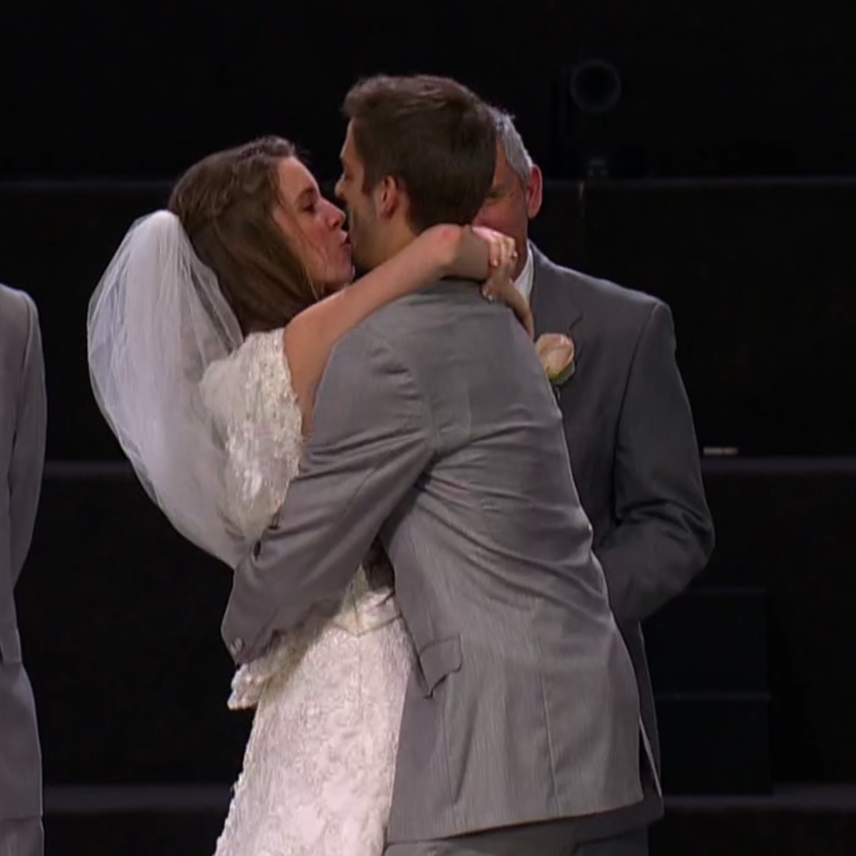Did any duggars kiss before marriage?