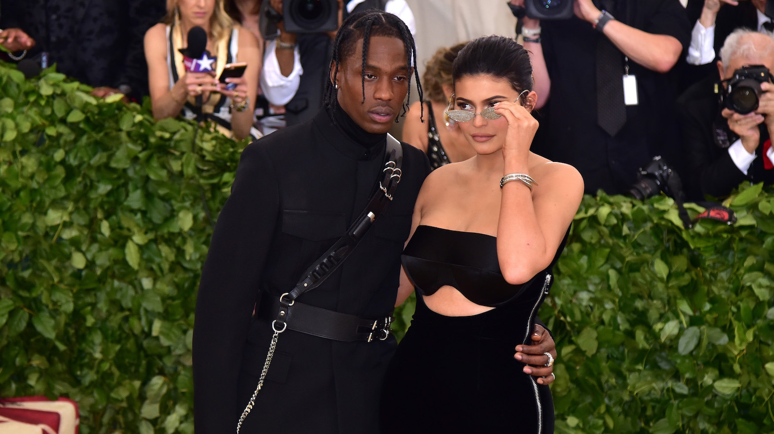 Pornhub Comments on Instagram Pic of Kylie Jenner and Travis Scott