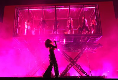 Lorde performing at Coachella 2017
