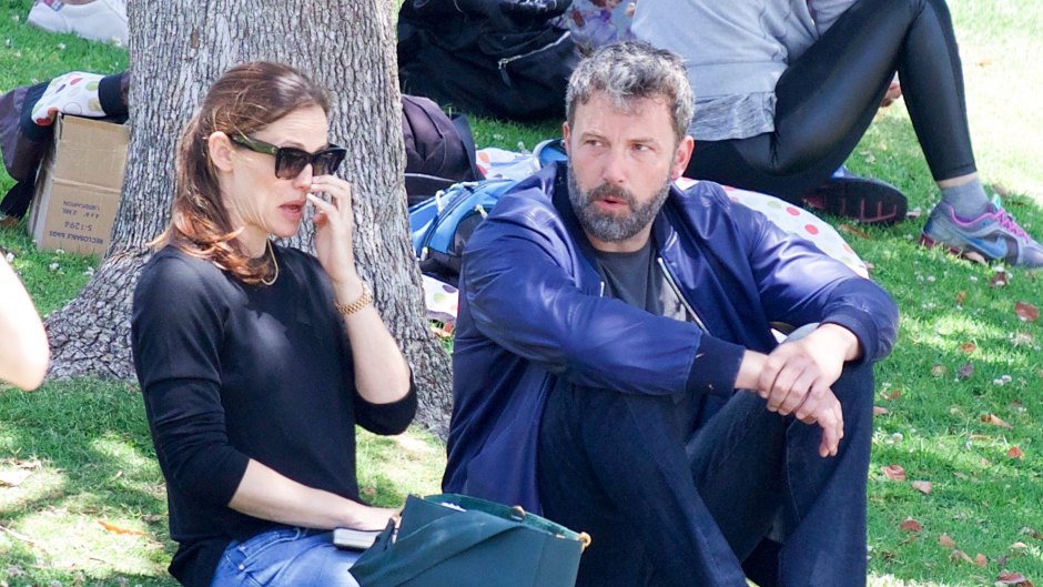 Ben Affleck And Jennifer Garner Talk In Park