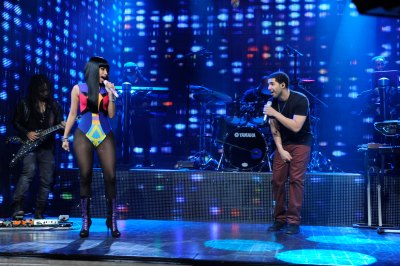 Drake and Nicki Minaj performing together