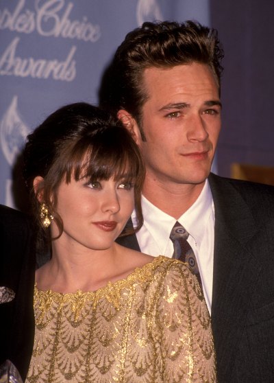 Shannen Doherty with Luke Perry at an event