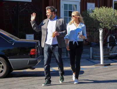 Ben Affleck walking with Lindsay Shookus