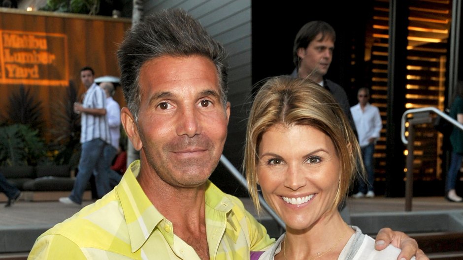 Lori Loughlin and Mossimo Giannulli Are Apparently Having Marriage Troubles Amid College Admissions