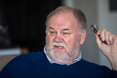 Thomas Markle Wearing a Blue Sweater With His Glasses