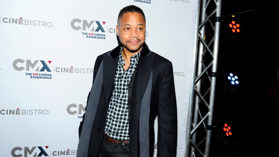 Cuba Gooding Jr. in a Suit at an Event