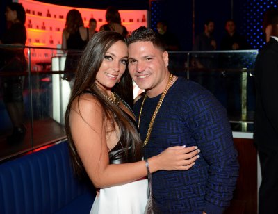 Sammi Sweetheart Giancola Wearing a Black Shirt with Ronnie Ortiz-Magro
