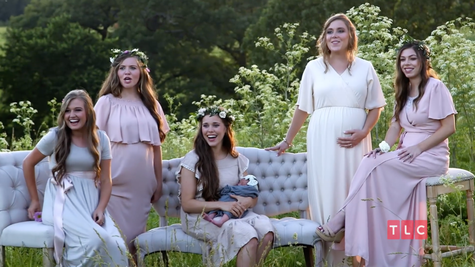 Pregnant Duggars See Abbie Join Maternity Shoot