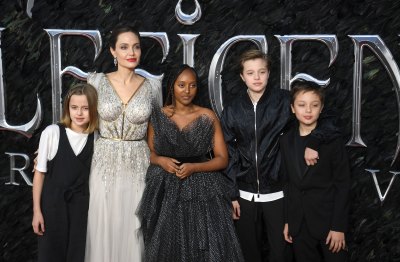 Angelina Jolie With Her Kids on a Red Carpet