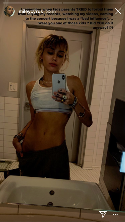 Miley Cyrus Taking a Mirror Selfie