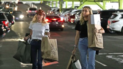 Miley Shopping With Her Mom Tish Carrying Shopping Bags
