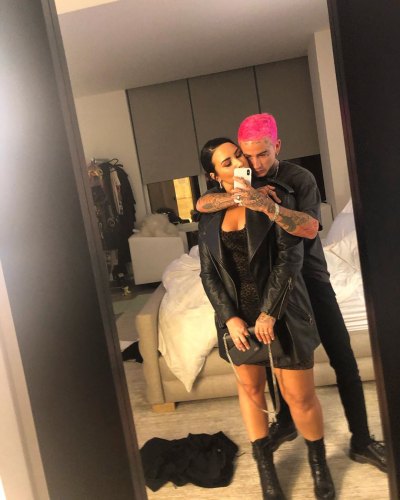 Demi Lovato Taking a Mirror Picture with Austin Wilson with Pink Hair