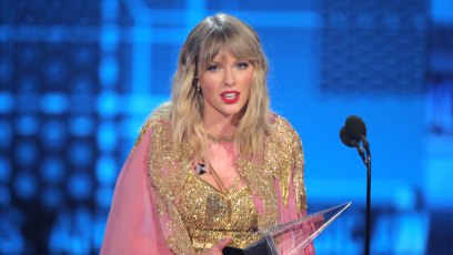 Taylor Swift Artist of the Decade Acceptance Speech 2019 AMAs