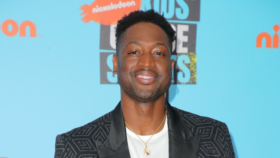 dwyane wade defends zion's thanksgiving look in family photo
