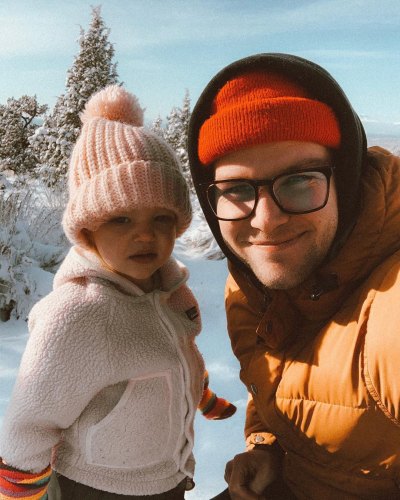 ember and jeremy roloff selfie in the snow