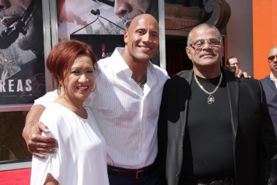 Dwayne Johnson With His Parents