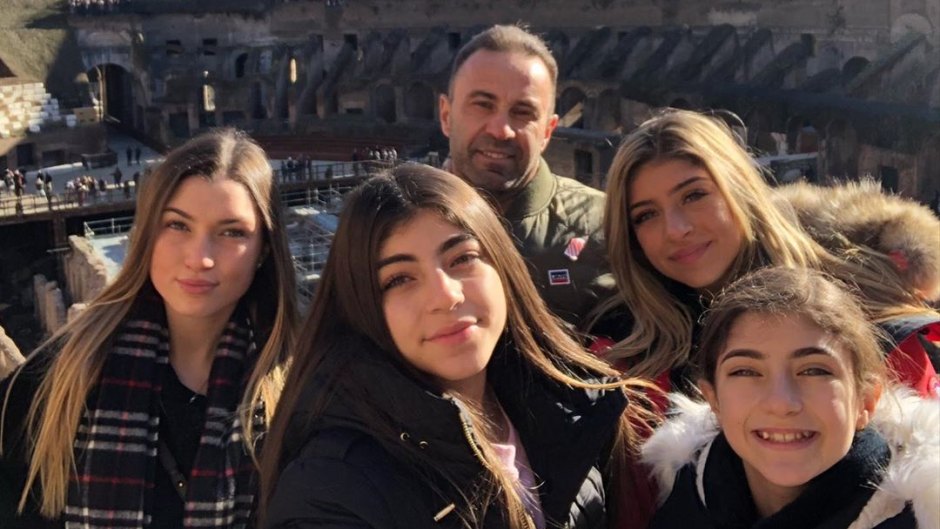 Joe Giudice With His Daughters in Rome