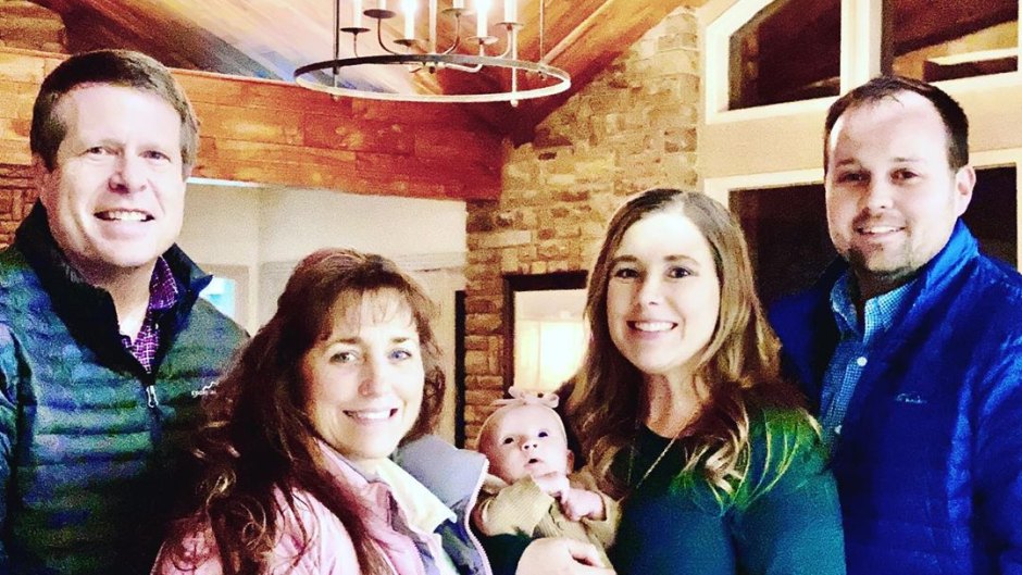 Josh Duggar Resurfaces Online in Wife Anna's Post About Jim Bob and Michelle's 'Unconditional Love'