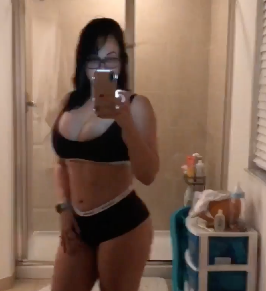 Latina Big Ass Mom