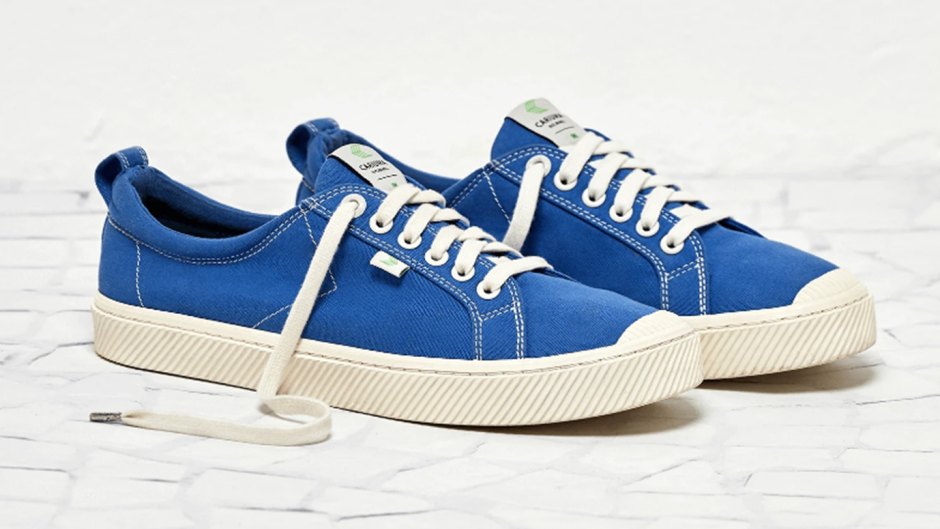 cariuma sneakers washed blue
