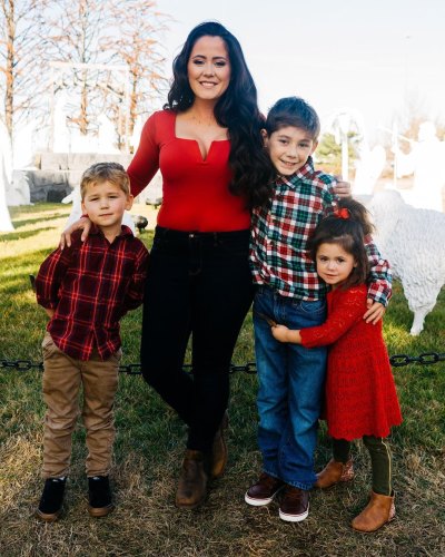 jenelle evans with her three kids