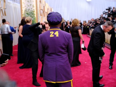 Spike Lee Wears No. 24 Lakers Suits at 2020 Oscars