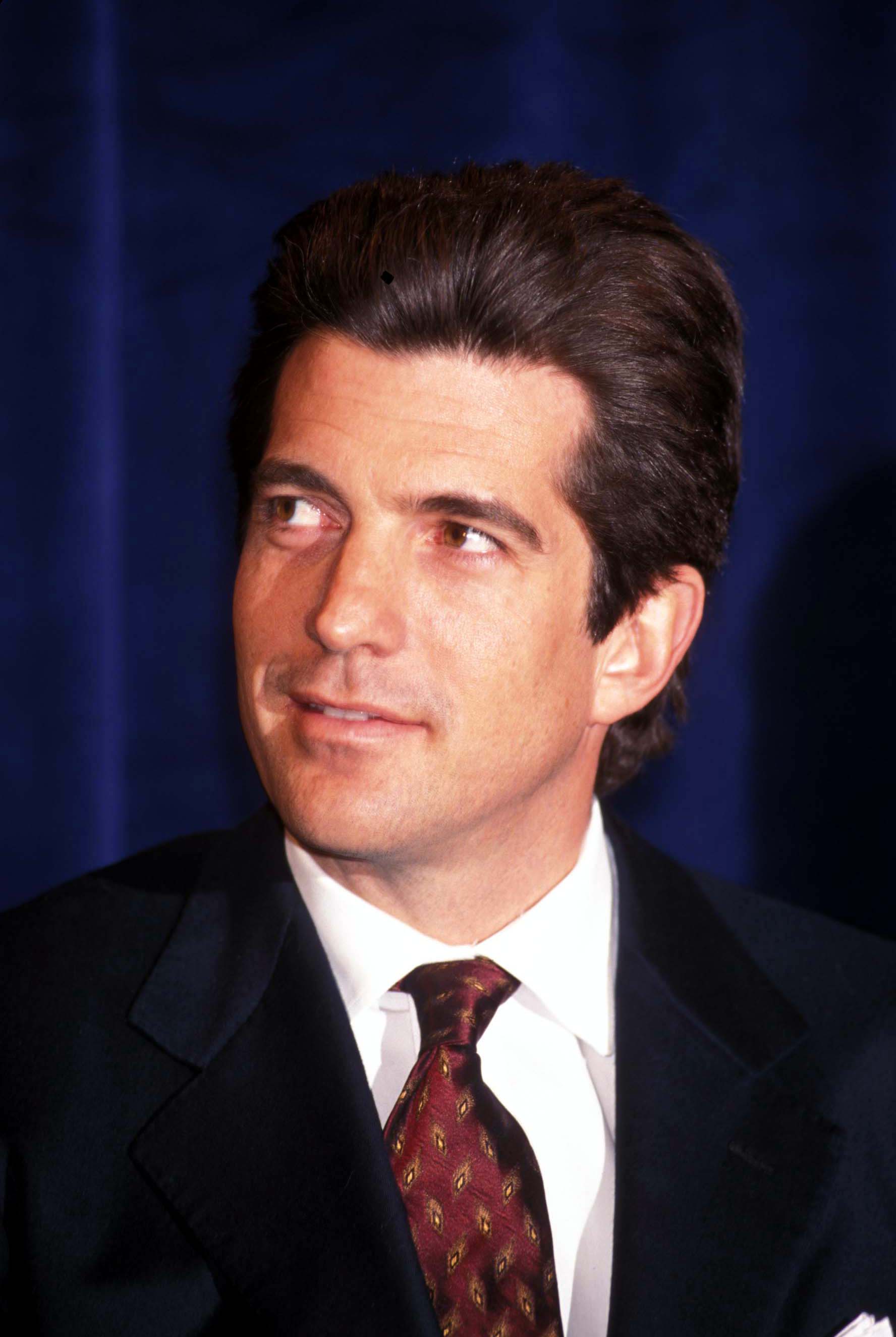 JFK Jr.'s Pilot Skills and Recklessness May Have Caused Death | In ...