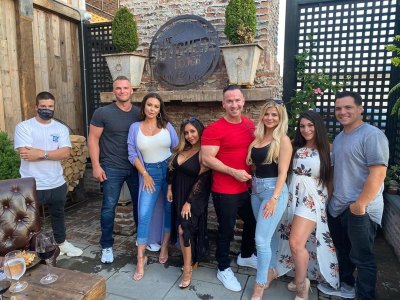 Jersey Shore Stars Deena, Snooki, JWoww and Vinny Help Celebrate The Situation's Birthday