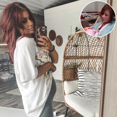 Inset Photo of Teenage Chelsea Houska Holding Baby Aubree Over Photo of Chelsea Houska Pregnant With Baby No. 4