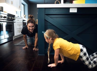 OutDaughtered Adam Busby Gives Peek Renovated Kitchen While Gushing Over Wife Danielle