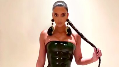 Fans Totally Roast Kim Kardashian’s Green Christmas Look: ‘She the Hulk’