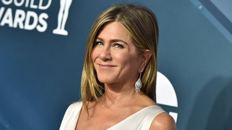 Jennifer Aniston Has 'Tons in Common' With New Mystery Boyfriend: 'She Trusts Him'