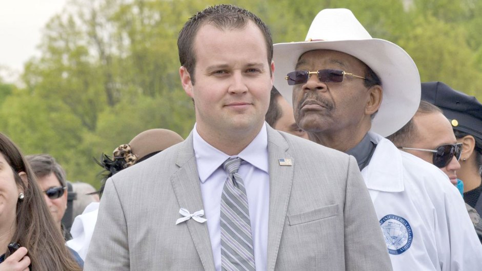 Josh Duggar Arrested Being Held Without Bond
