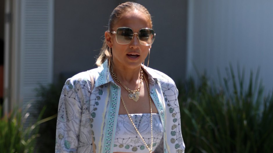 Jennifer Lopez Shows Abs in Crop Top With Daughter Emme 5