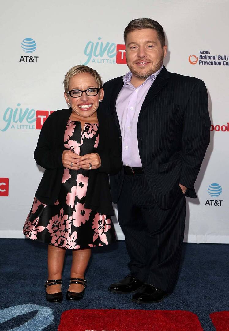 Jen Arnold, Bill Klein Relationship Timeline: Meet 'The Little Couple' | In Touch Weekly