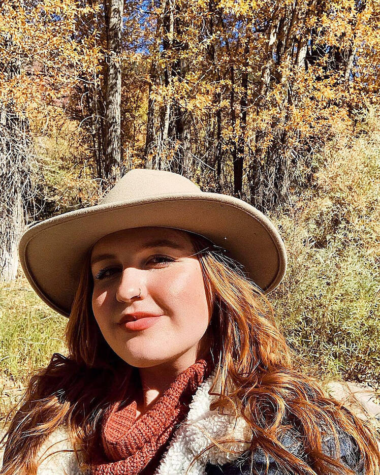 Isabel Rock Reflects on Loss of Mom Ahead of Baby No. 1's Arrival | In ...