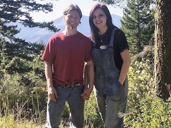 Its Official Alaskan Bush Peoples Bear Brown Marries Raiven Adams