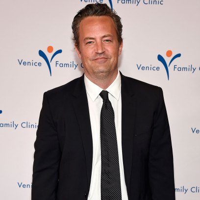 Matthew Perry Addresses Struggles With Addiction Friends Cast Dating and More in Upcoming Memoir