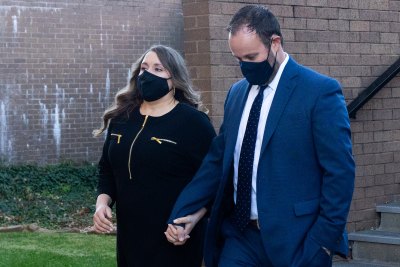 Anna Duggar All Smiles During Rare Outing as Husband Josh Awaits Sentencing in Jail