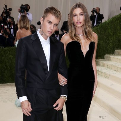 Hailey Baldwin Shuts Down Rumors Theres Trouble Paradise With Justin Bieber