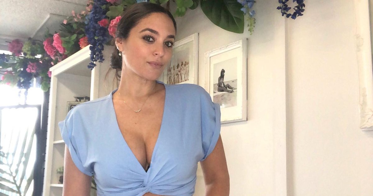 Jersey Shore alum Sammi 'Sweetheart' Giancola shows off her curves in tight  jeans & black crop top in new video